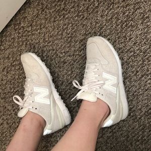 New balance running shoes